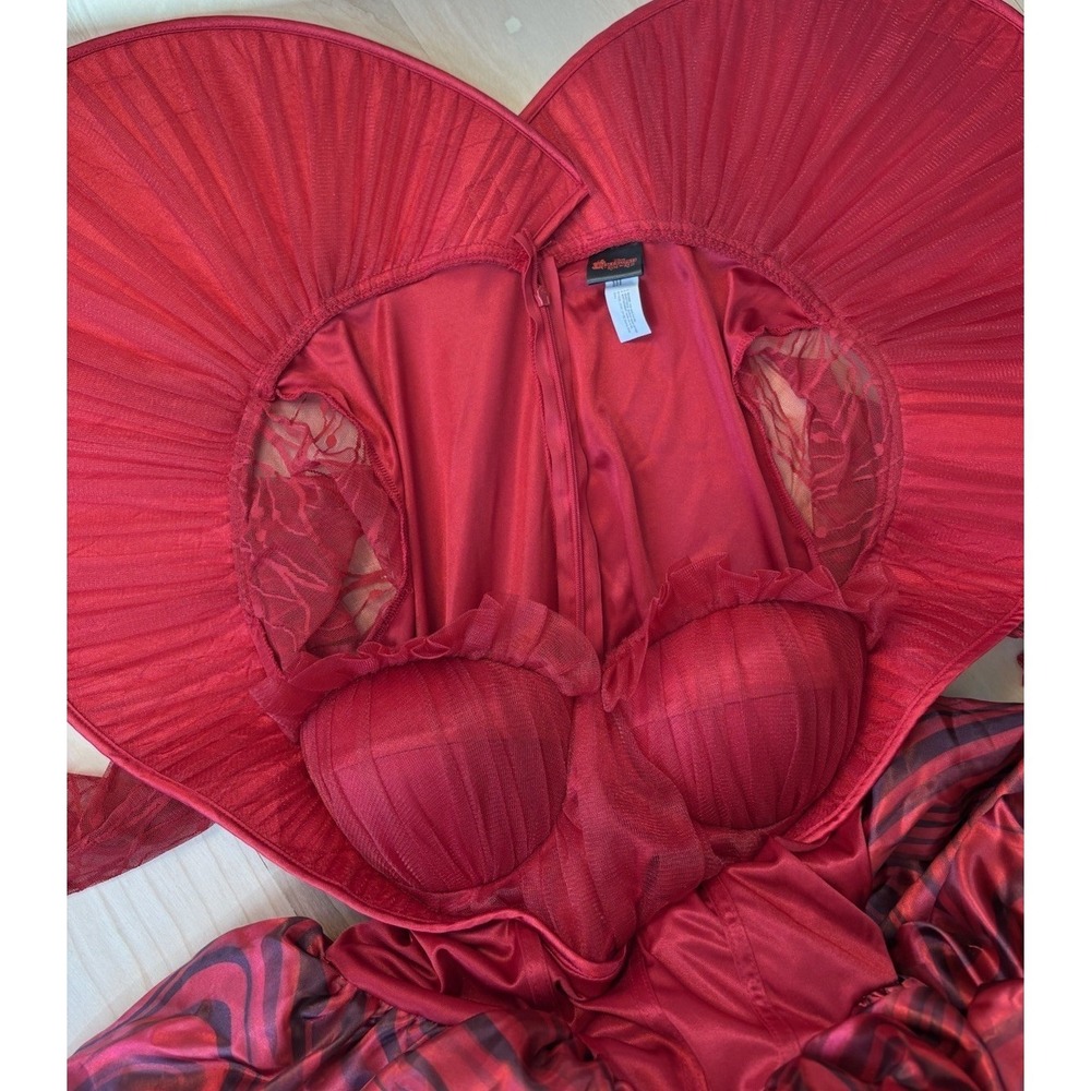 Disney Descendants The Rise of Red Queen of Hearts Costume Size Women's M 6-8 - Picture 4 of 10
